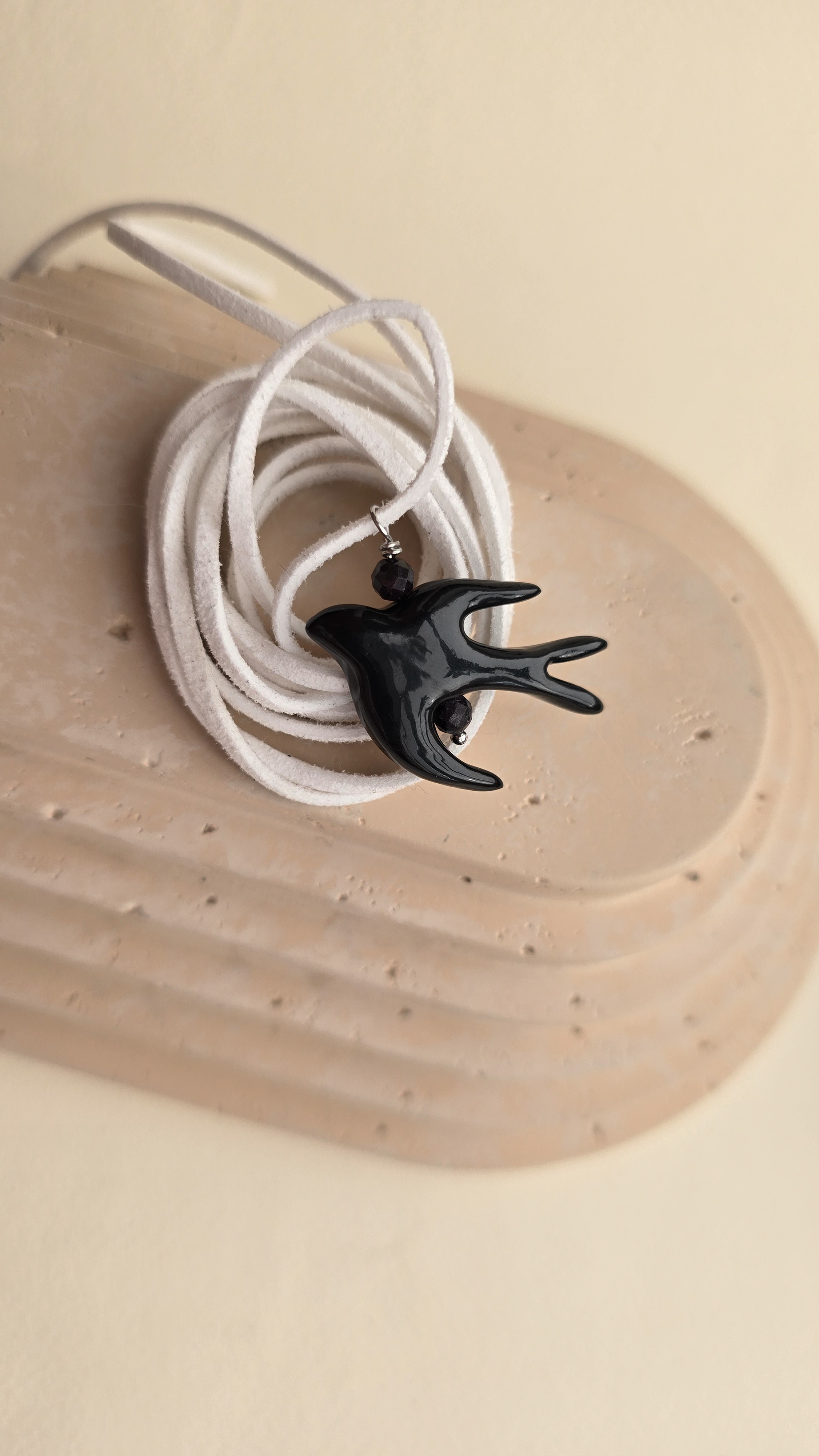 Підвіска керамічна Чорна ластівка 