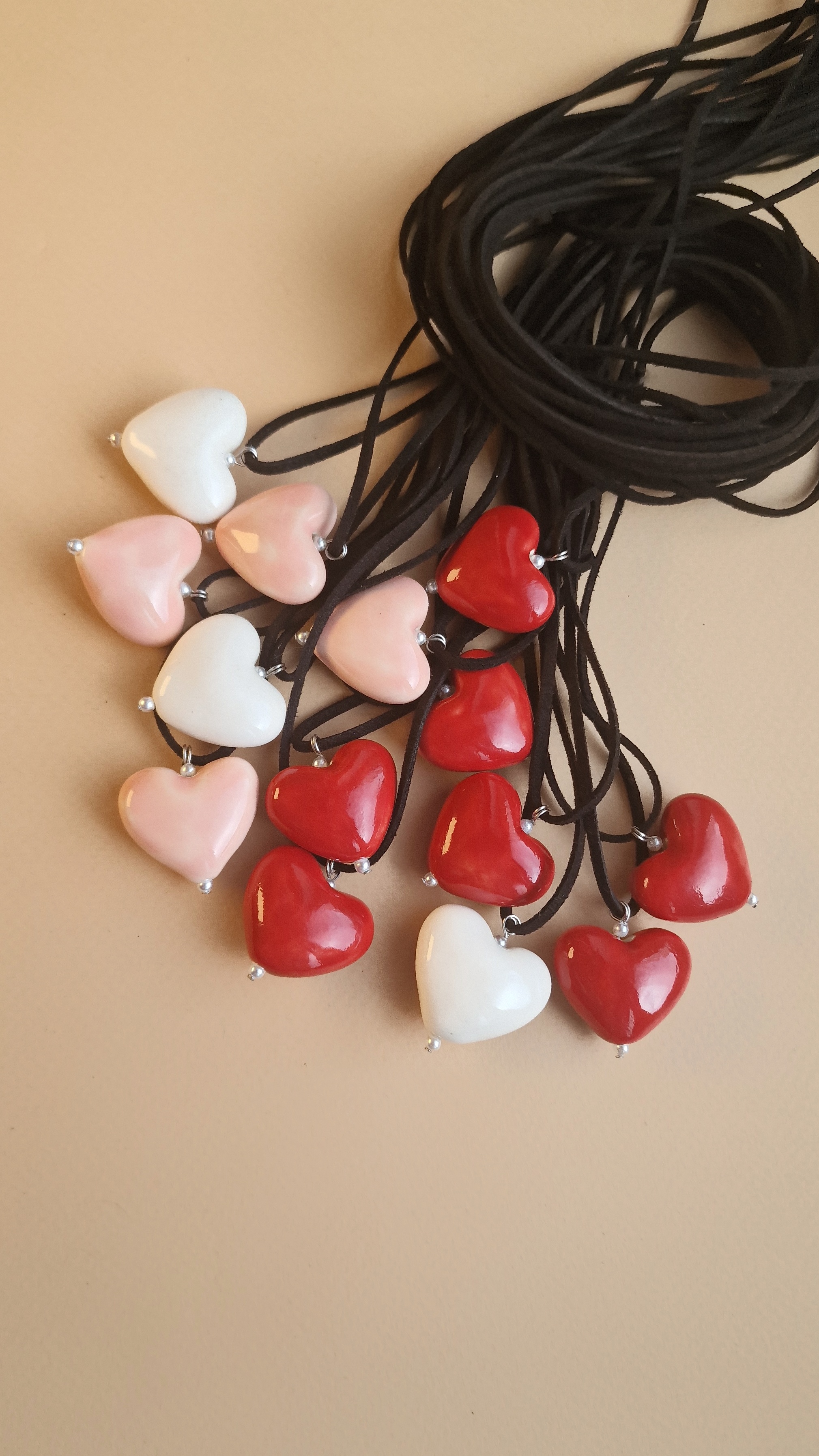 Підвіска керамічне сердечко велике на шнурівці