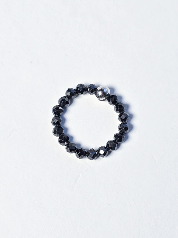 Кабулучка на еластичній основі №8 Чорний циркон 