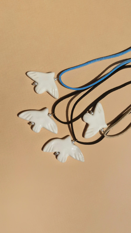 Підвіска етнічна пташка велика на шнурочку