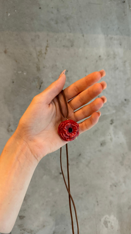 Підвіска керамічна квітка червоний мак